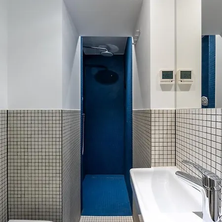 Modern Flat In Kreuzberg 2 Bath *