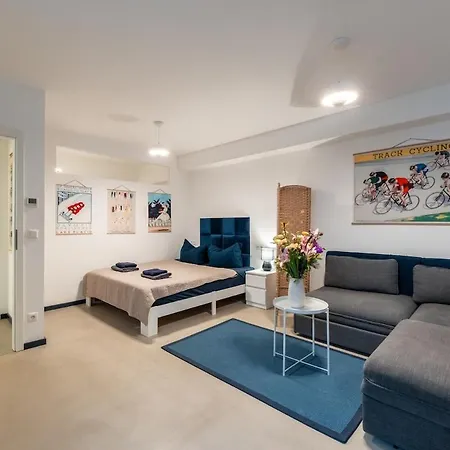 Modern Flat In Kreuzberg 2 Bath 베를린