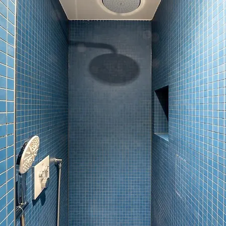 Modern Flat In Kreuzberg 2 Bath 아파트 베를린