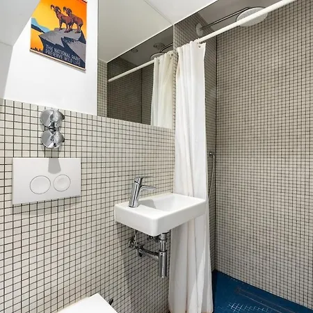 Modern Flat In Kreuzberg 2 Bath * Berlín